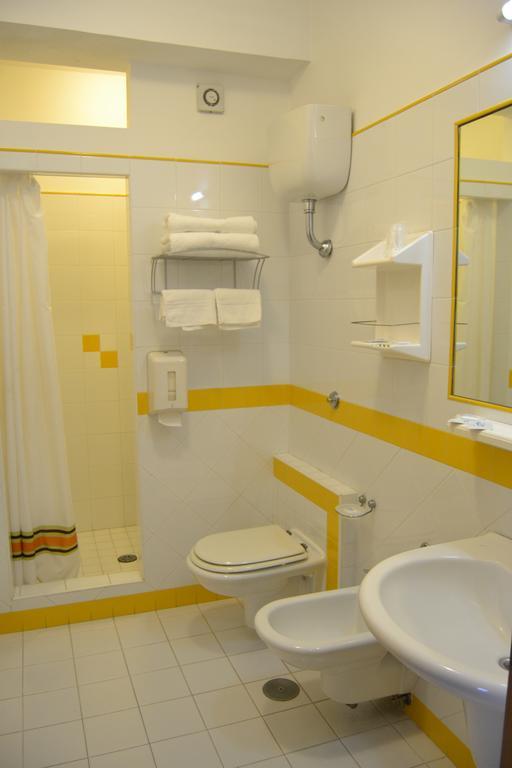Yellow Park Hotel Forchia Extérieur photo